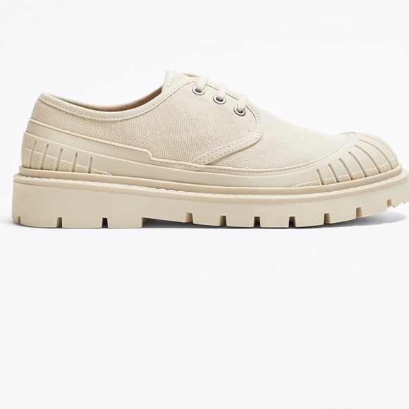 NWT Zara  Moccasin Track Canvas Cream Beige Shoe Size 7 - Picture 1 of 13